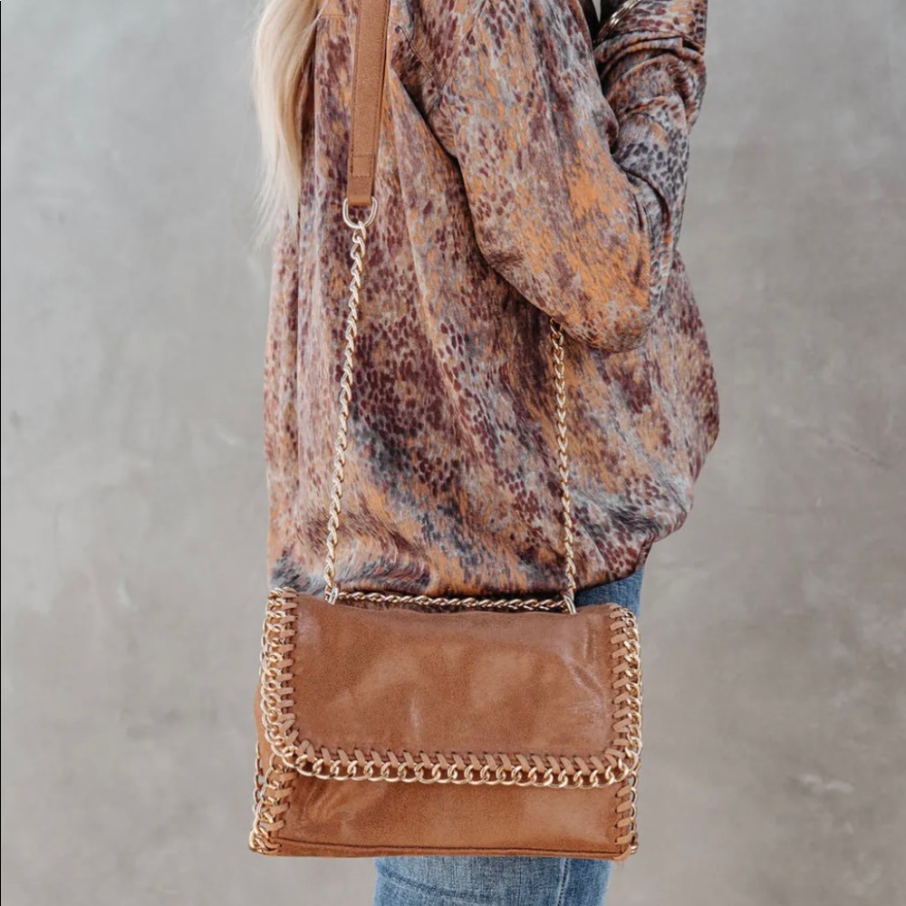 Gleam chain crossbody bag✨